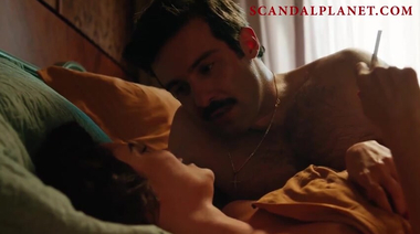 Сисястая Фернанда Васконселлос курит голышом в постельной сцене из сериала